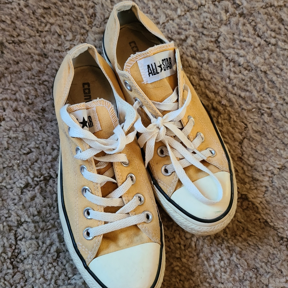 Yello chuck ts